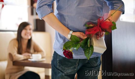 Как правильно дарить цветы женщинам к 8 марта?