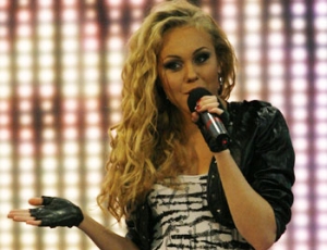 На Евровидение от Украины поедет певица Алёша из Запорожья