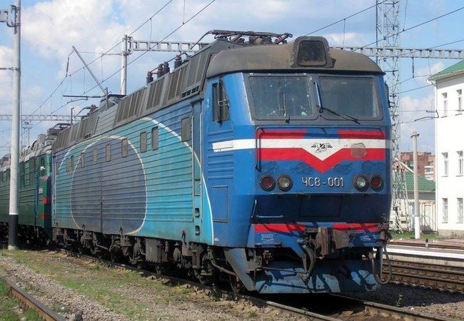 В Харькове запускает «летний» поезд  с назначением Харьков-Мариуполь 	