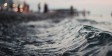 Мариуполь накрывают двухметровые волны. Выход в море запрещен