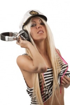 Topless DJ LILU — Вечеринка ко Дню Св. Валентина в Мариуполе