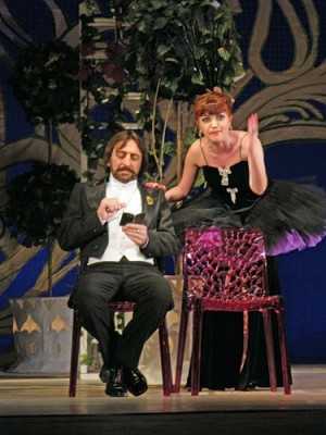 Приглошение в замок в Мариуполе