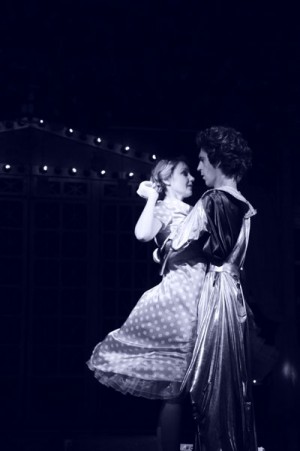 "Примадонны" в Мариуполе