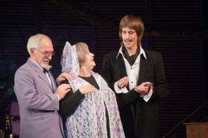 "Примадонны" в Мариуполе