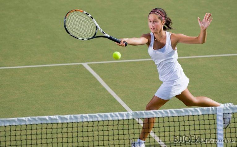 Как научиться быстро играть в теннис?