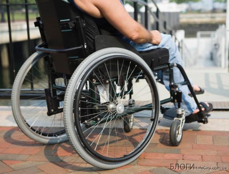Как правильно подобрать коляску для инвалида?
