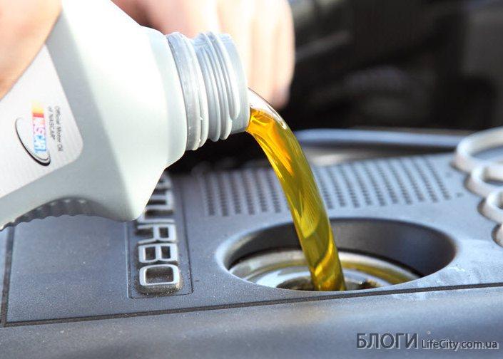 Какие типы жидкости в авто нуждаются в проверке?