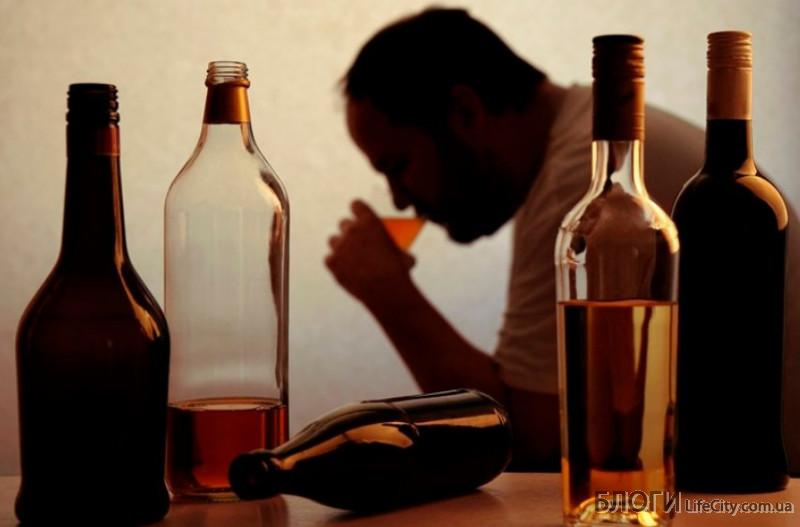 В чём состоит вред алкоголизма для человека?