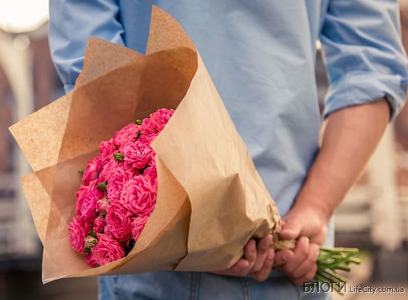 Цветы как символ любви: Какой букет цветов подарить девушке?