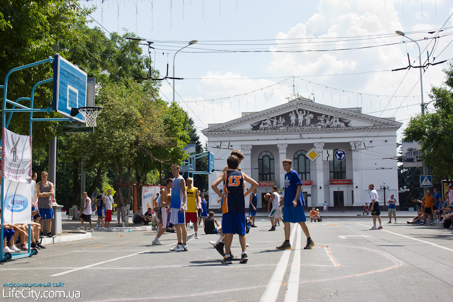 Фотогалерея события Турнир по StreetBall, Мариуполь