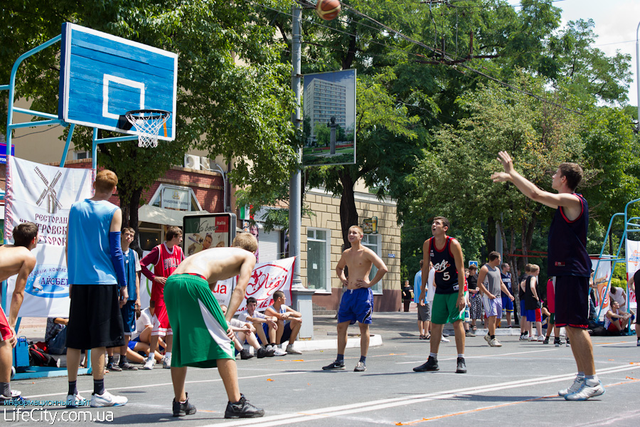 Фотогалерея события Турнир по StreetBall, Мариуполь