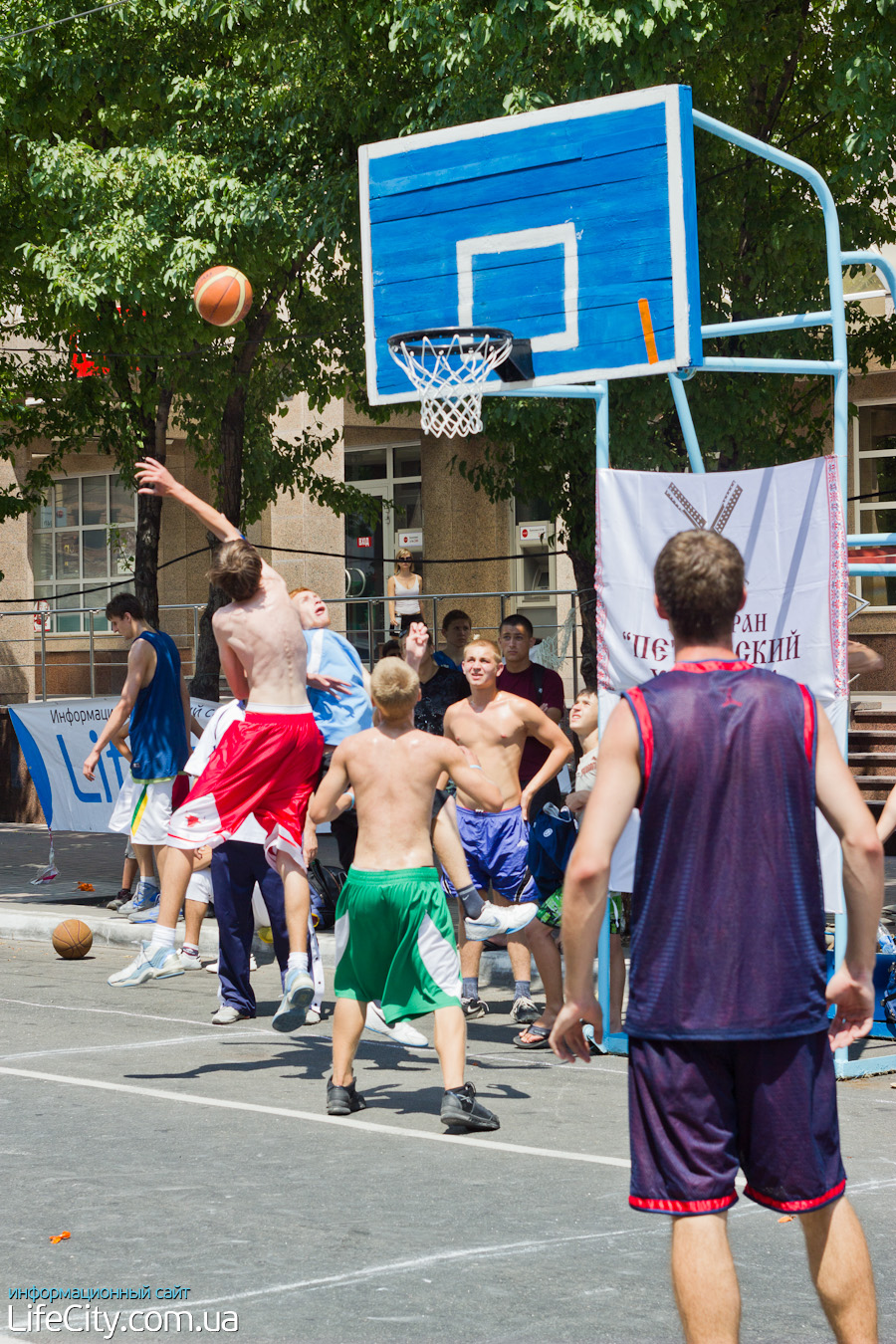 Фотогалерея события Турнир по StreetBall, Мариуполь