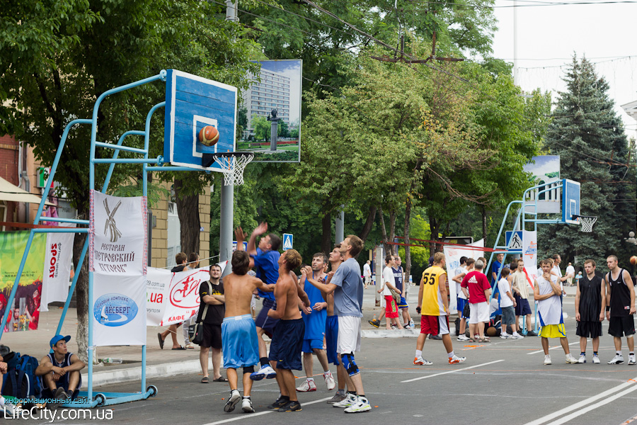 Фотогалерея события Турнир по StreetBall, Мариуполь