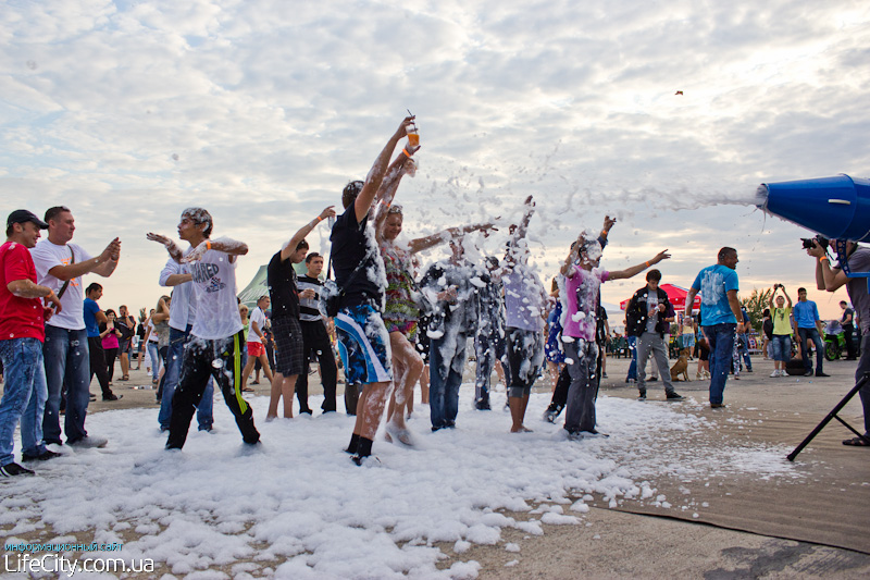 Фотогалерея события Drag Racing OPEN AIR, Мариуполь Фотогалерея события Drag Racing OPEN AIR, Мариуполь