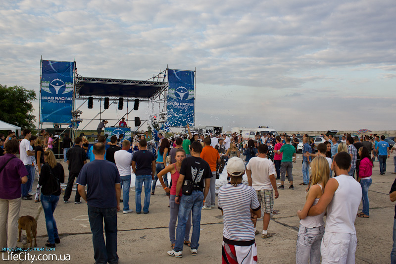Фотогалерея события Drag Racing OPEN AIR, Мариуполь Фотогалерея события Drag Racing OPEN AIR, Мариуполь