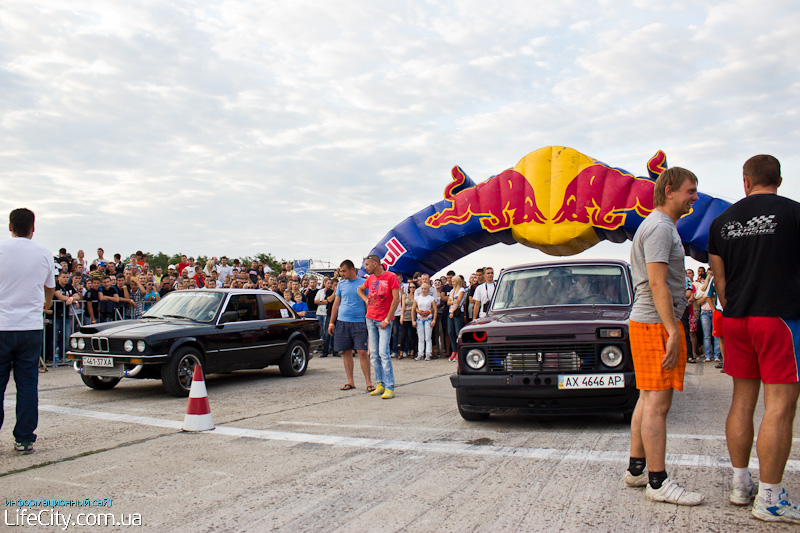 Фотогалерея события Drag Racing OPEN AIR, Мариуполь Фотогалерея события Drag Racing OPEN AIR, Мариуполь