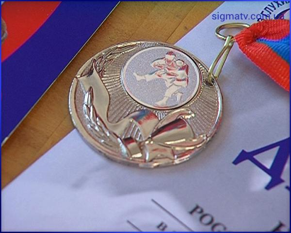 Мариупольские дзюдоисты привезли из России три медали 