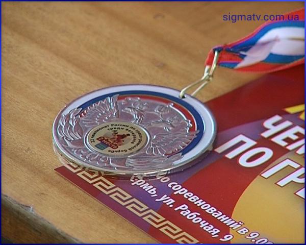 Мариупольский борец-ветеран завоевал серебро открытого Чемпионата России 