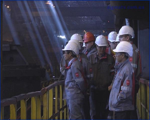 Азовстальские металлурги выполняют заказ для Вьетнама