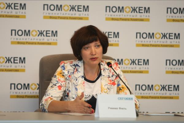 Гуманитарный штаб при фонде Рината Ахметова доставляет продукты и лекарства в Донецк