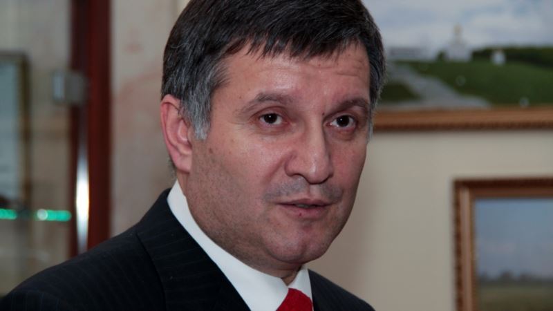 Министр внутренних дел Арсен Аваков: уволили более ста сотрудников ГАИ
