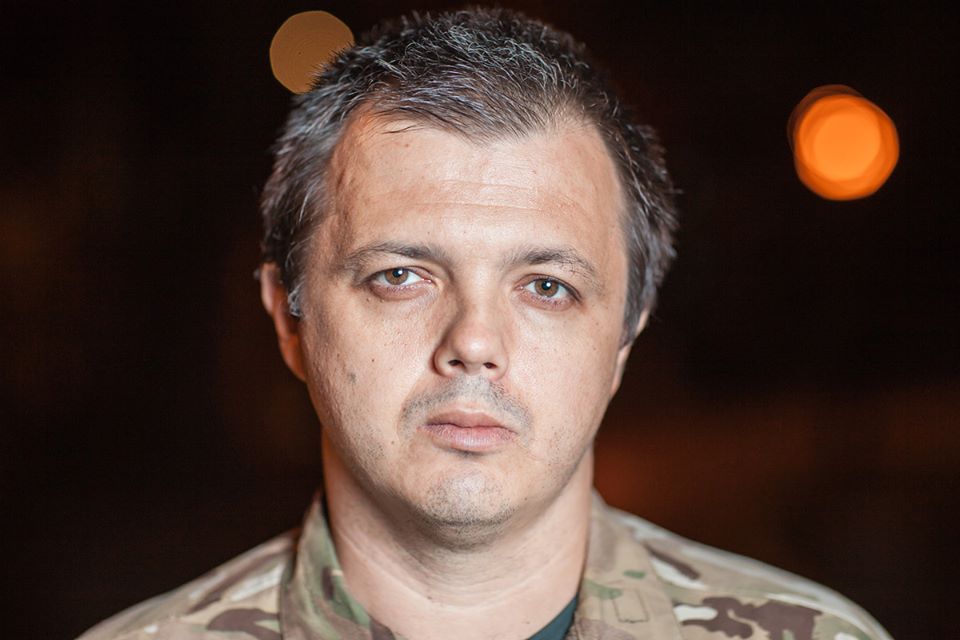 Семенченко: Силы АТО отступают из Дебальцево