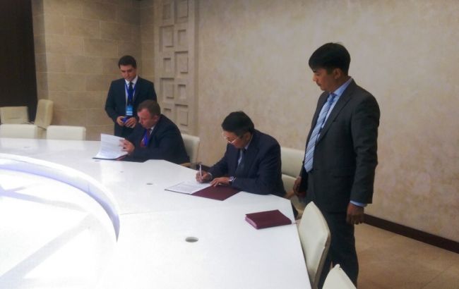 Украина и Казахстан подписали соглашение в авиационной сфере 