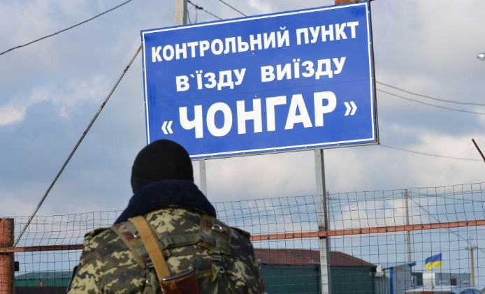 Житель Крыма попытался завезти на Украину Мерседес с дипномерами консульства Израиля