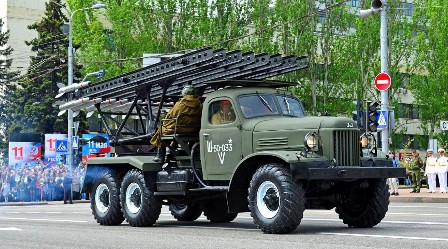 На день Победы в оккупированном Донецке боевики проведут военный парад