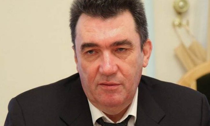 Данилов потребовал от судей КС уйти в отставку