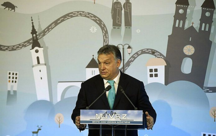 Орбан обозначил боевые действия на Донбассе как «российско-украинскую войну»