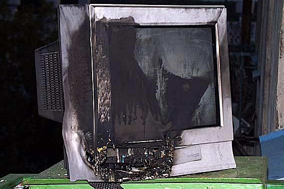 Очередной пожар - загорелся телевизор!