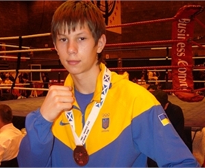 Краматорский девятиклассник выиграл золото на мировом чемпионате по кикбоксингу