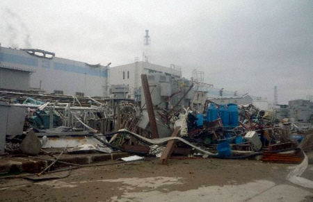 В Японии — новые сильные землетрясения. Объявлена угроза цунами.