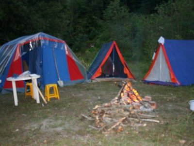 Программа оздоровления мариупольских школьников: отдыхаем в палатках!