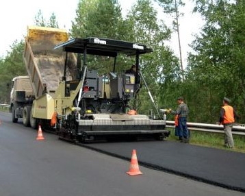Под Мариуполем реконструируют дорогу, которая выдержит нагрузку до 40 тонн и прослужит без ремонта 10 лет