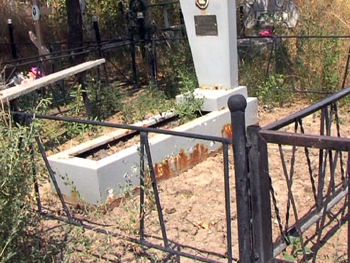 Мариупольские оперативники задержали кладбищенских вандалов