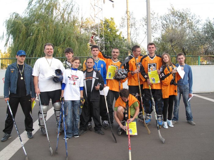 Завтра в Мариуполе состоится «Кубок города» по хоккею на роликовых коньках