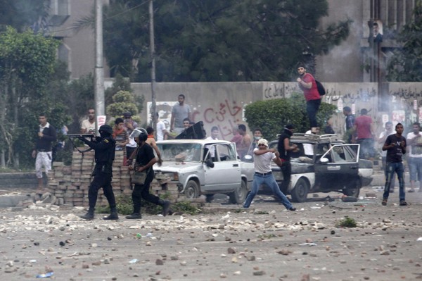 Столкновения в Египте: 50 погибших, более 240 раненых